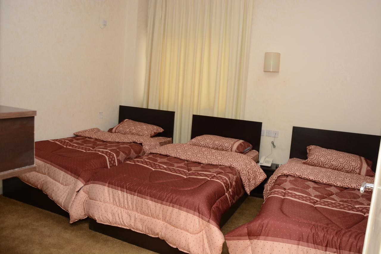 Teeba Palace Hotel Suites Амман Экстерьер фото